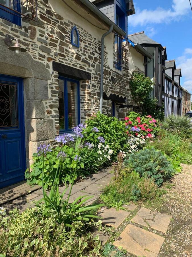 Maison En Pierre Dans Son Nid De Verdure Roz-Landrieux ภายนอก รูปภาพ