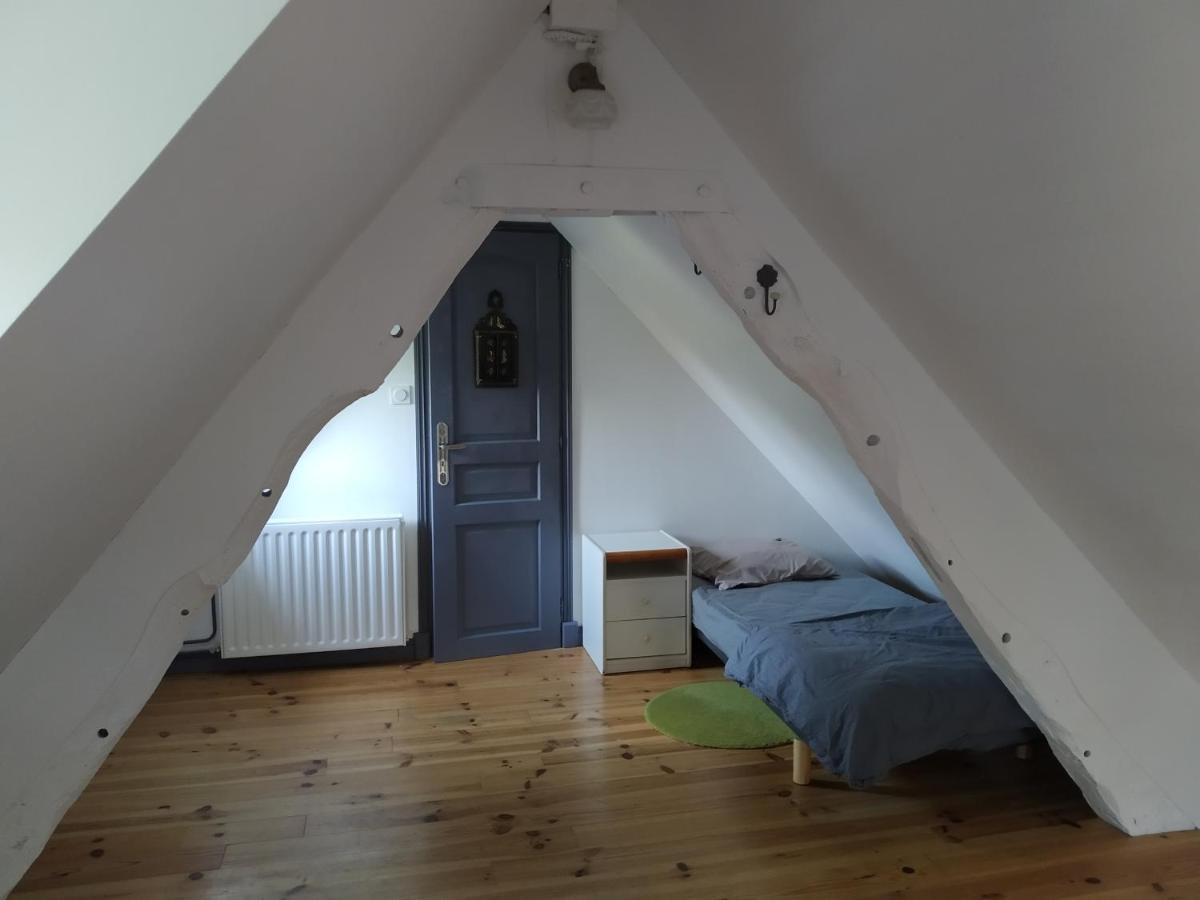 Maison En Pierre Dans Son Nid De Verdure Roz-Landrieux ภายนอก รูปภาพ