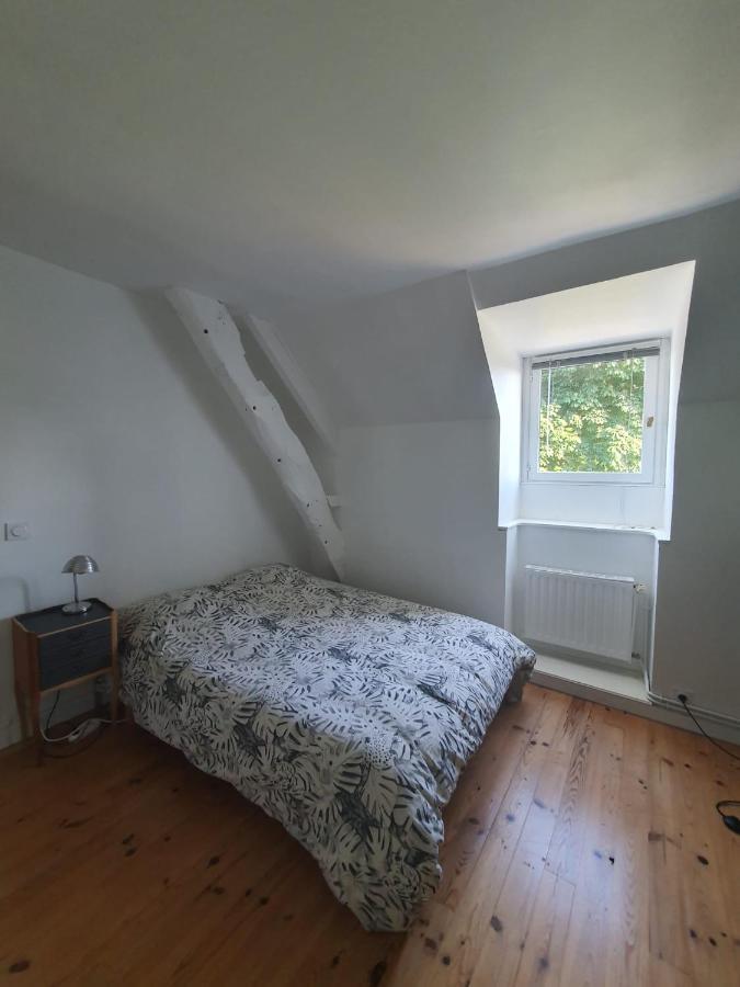 Maison En Pierre Dans Son Nid De Verdure Roz-Landrieux ภายนอก รูปภาพ