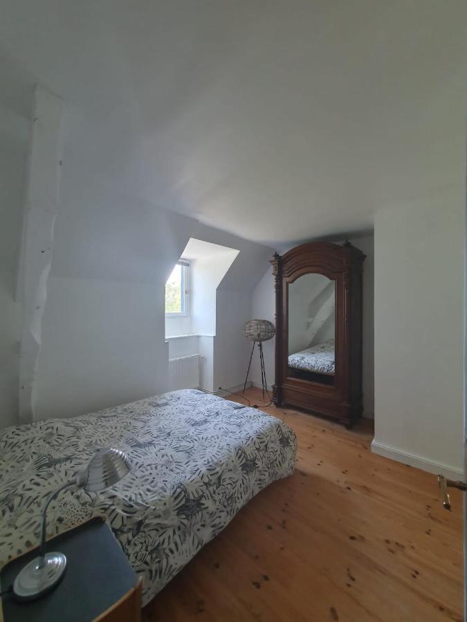 Maison En Pierre Dans Son Nid De Verdure Roz-Landrieux ภายนอก รูปภาพ